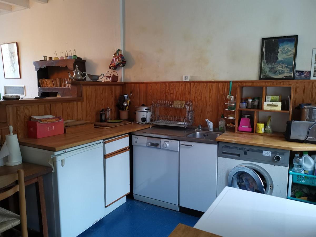 Gite Des Petites Ruelles : Familial Et Chaleureux Troo Bagian luar foto