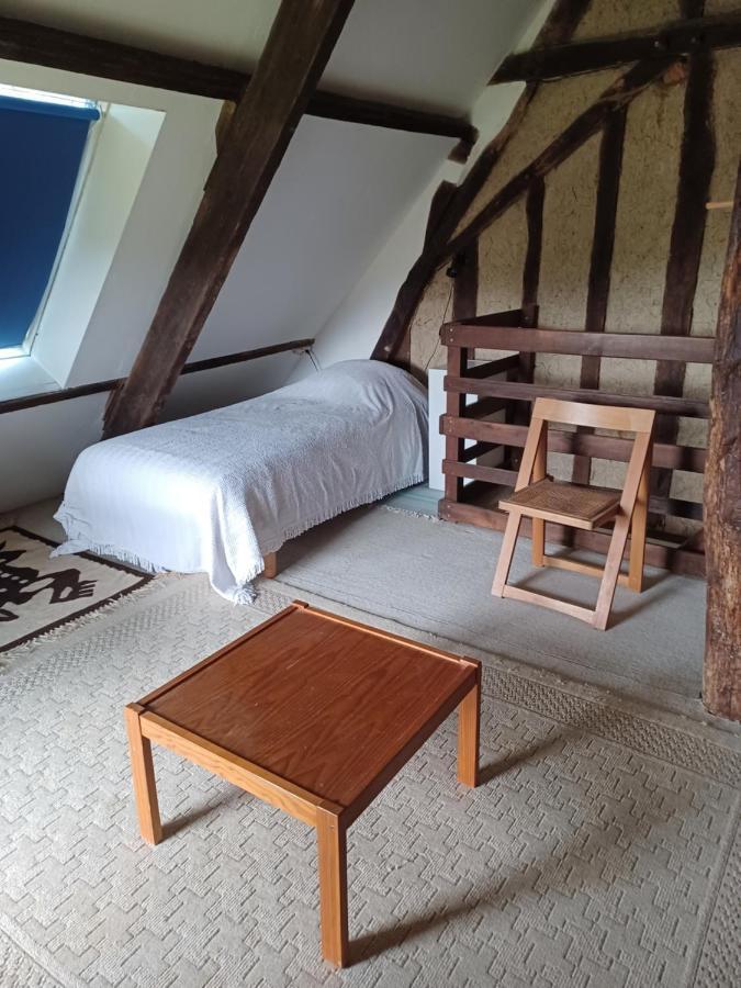 Gite Des Petites Ruelles : Familial Et Chaleureux Troo Bagian luar foto